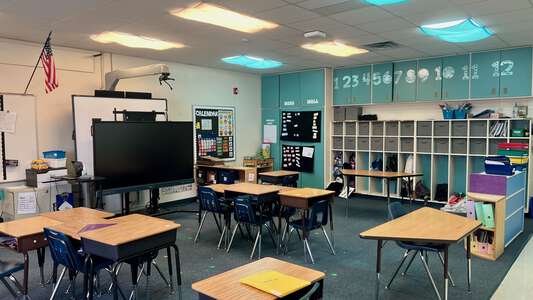 TA Sims Elementary School Classroom Standard in Fort Worth