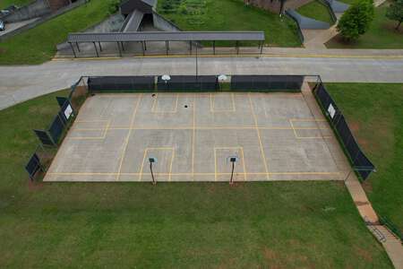 Farragut Outdoor Basketball Courts 1