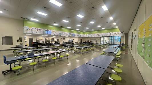 Shamrock Gardens Elementary School Cafeteria in Charlotte 3