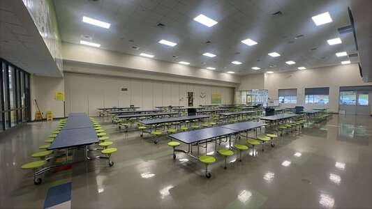 Shamrock Gardens Elementary School Cafeteria in Charlotte 5