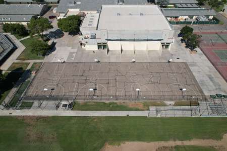 Hoover High School Outdoor Basketball Courts in Fresno