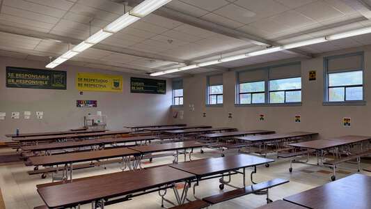 Beach K-5 School Cafeteria in Portland