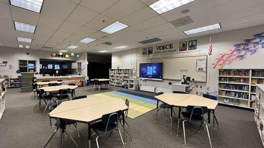 Laura Ingalls Wilder Elementary School Library in Woodinville