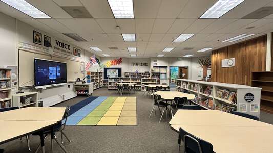 Laura Ingalls Wilder Elementary School Library in Woodinville