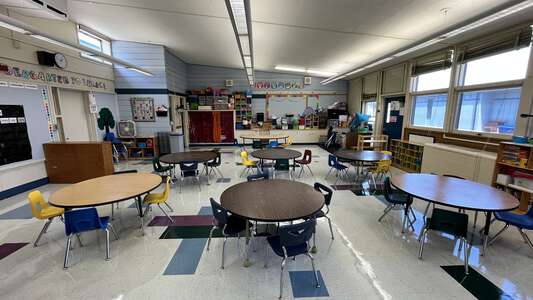 Willagillespie Elementary School Classroom Standard in Eugene