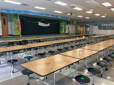 Deer Park Elementary School (0100) Cafeteria in Tampa