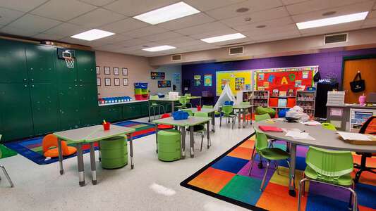 William S. Sandal Elementary School Classroom Standard in Columbia