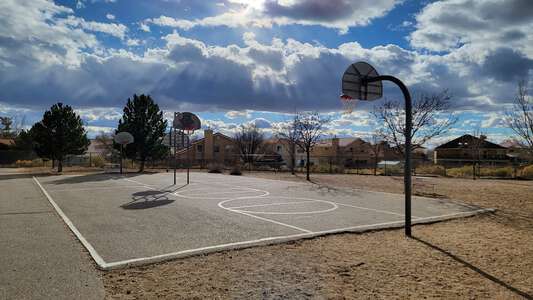 Albuquerque Outdoor Basketball Courts