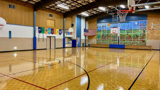 View Acres Elementary School Gym in Milwaukie