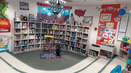 Fernan STEM Academy Library in Coeur d' Alene