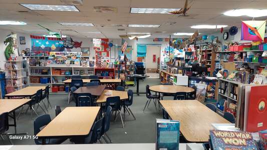 Fernan STEM Academy Library in Coeur d' Alene 2