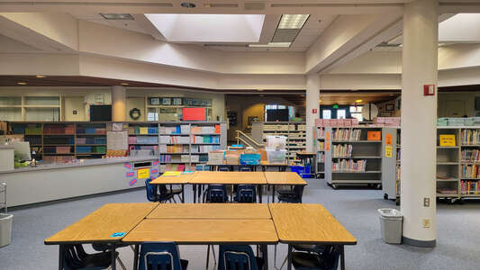 Paloma Elementary School Library in Temecula