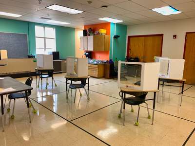 Travis Heights Elementary School Classroom Standard in Austin