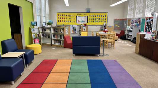 Mountain View Community School Library in San Diego 4