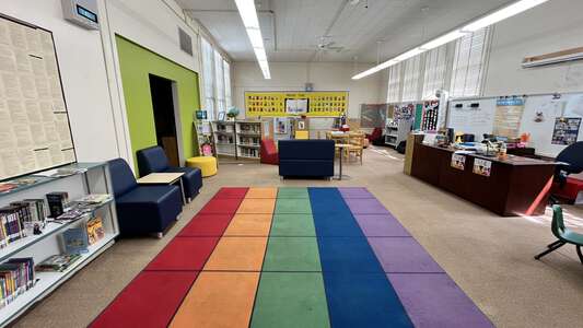 Mountain View Community School Library in San Diego 5