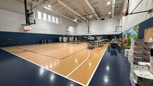 Young - Ella Flagg Young Elementary School Cafeteria in Chicago 3