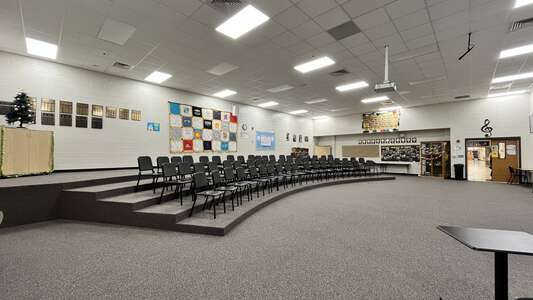 Dacula Chorus Room