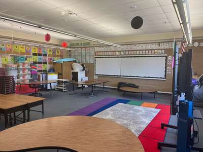 Jackson Elementary School Classroom Standard in Fresno