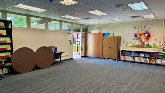 eCademy Charter at Crane School Classroom Standard in Turlock