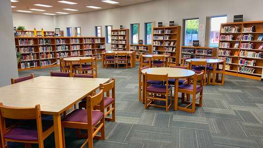 Mesquite High School Library in Gilbert 2