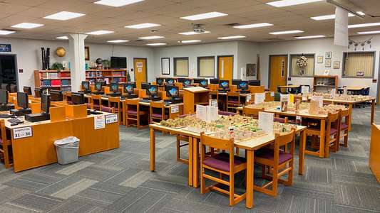Mesquite High School Library in Gilbert 3