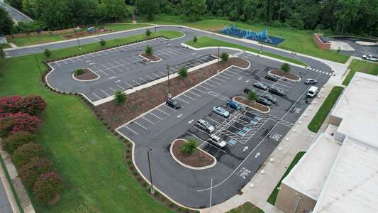 Bruns Avenue Elementary School Parking Lot - Front in Charlotte 2