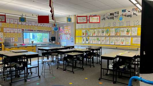 Vallecito Elementary School Classroom Standard in San Rafael