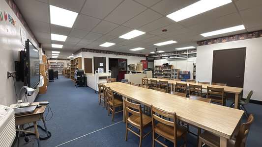 Estelle School Library in Marrero 3