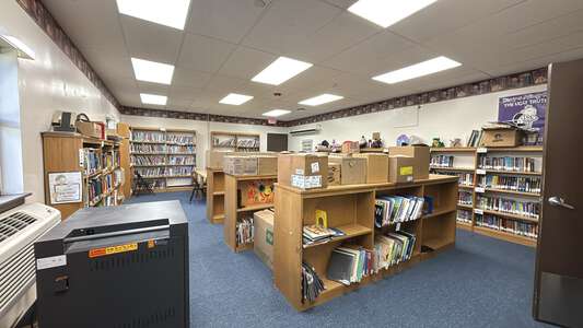 Estelle School Library in Marrero 4