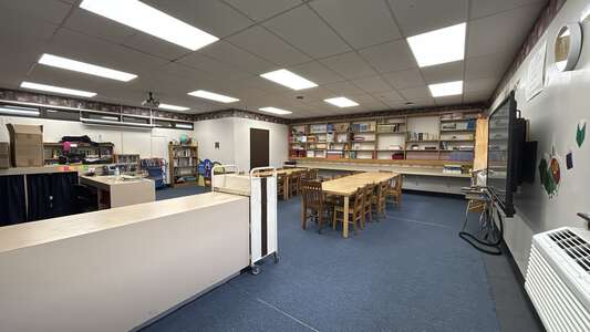 Estelle School Library in Marrero 5