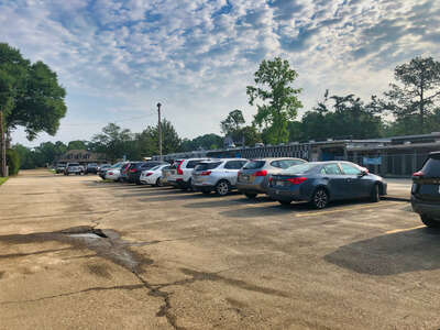 White Hills Elementary School Parking Lot - Staff in Baker