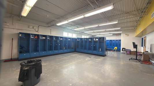 Auburndale Senior High School Visitor Locker Room in Auburndale 2