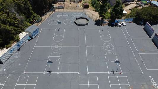 Hannalei Elementary School Outdoor Basketball Courts 2 in Vista 3
