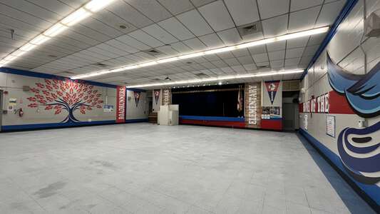 Cafeteria (3 hr min)