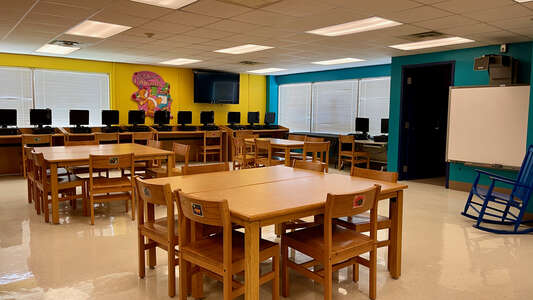 Harris J R Elementary Library in Houston