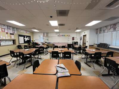 Mission Hills High School Classroom Standard in San Marcos 4