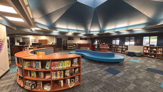 Lakeside Middle School Library in Perris 4