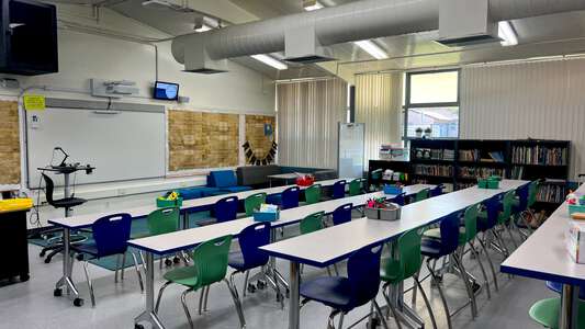 Vista Elementary School Classroom Standard in Simi Valley