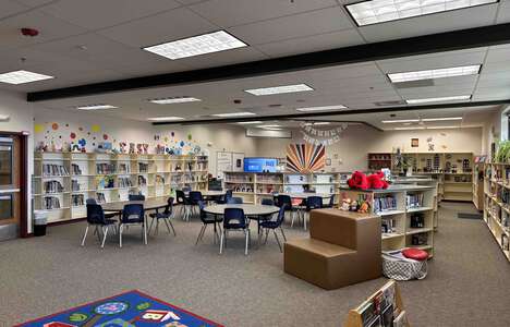 New Horizons Dual Language School Library in Nampa 2