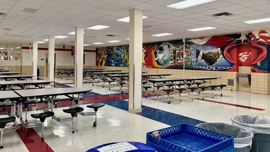 Morningside Middle School Cafeteria in Fort Worth