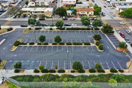 Parking Lot (Joint Use)