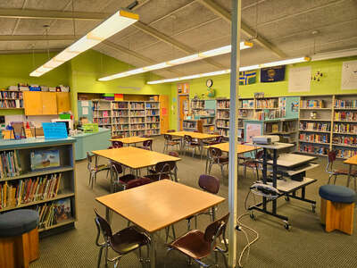 Rieke K-5 School Library in Portland