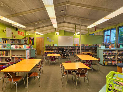 Rieke K-5 School Library in Portland