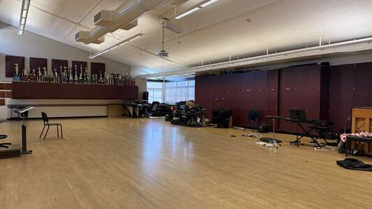 Woodbridge High School Room M102 - Music in Irvine