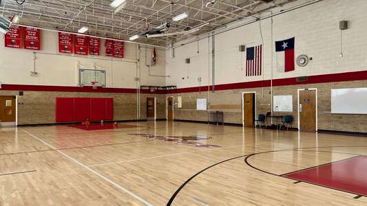 Morningside Middle School Gym in Fort Worth 4