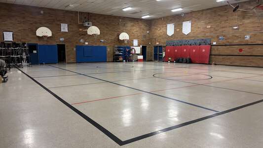 Oak Hills Elementary School Gym in Beaverton