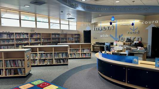Julien Elementary School Library in Turlock 3