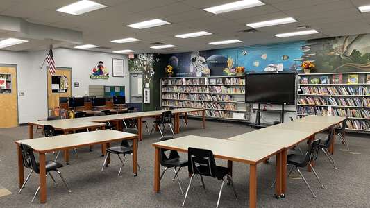 Kimbell Elementary School (0120) Library in Tampa