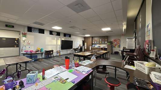 Country Estates Elementary School Classroom Standard in Midwest City 2