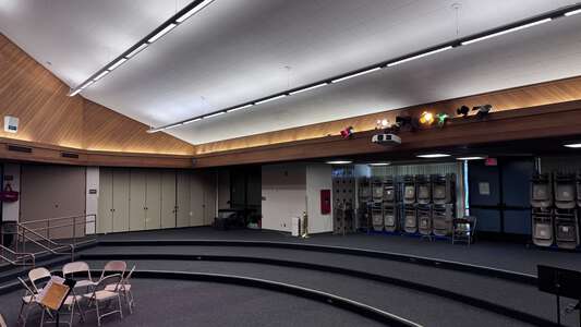 Lakeside Middle School Multi Purpose Room in Irvine